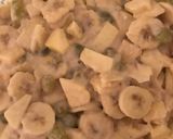 A picture of step 2 of Fruit cream.