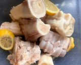 Foto langkah ke 1 dari resep Sop Sumsum Tulang Sapi.