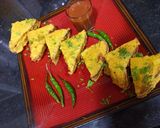 A picture of step 7 of Pav Bhaji Bread Pakoda.