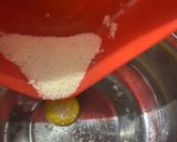 Foto langkah ke 2 dari resep Bolu Kukus Gula Merah.