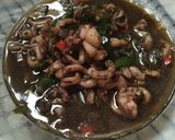 Foto langkah ke 3 dari resep Cumi Hitam Cabai Hijau Praktis.