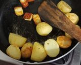 आलू कलौंजी (Aloo Ki Kalonji recipe in hindi) रेसिपी चरण 3 फोटो