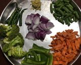 A picture of step 2 of Vegetable Macaroni.