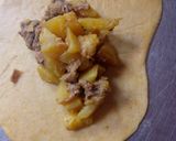 A picture of step 12 of Baked meat pie.