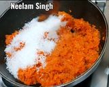 गाजर का हलवा(Gajar ka halwa recipe in Hindi) रेसिपी चरण 2 फोटो
