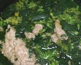Hình bước làm 6 của món Rau ngót hoa thiên lý nấu cua