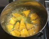 A picture of step 1 of Pumpkin chapati (chapo malenge).