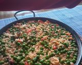 Foto del paso 5 de la receta: Arroz de sepia y guisantes