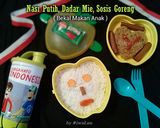 Foto langkah ke 8 dari resep Nasi Putih, Dadar Mie, Sosis Goreng (Bekal Makan Anak).