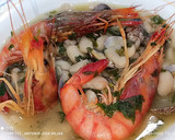 Foto del paso 9 de la receta: Judías del ganchet con almejas japonesas y gambas rojas