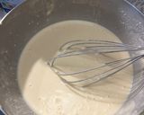 A picture of step 3 of Classic Crêpes.