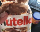 A picture of step 2 of Nuts Filled chocolate.