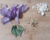 चवळी मसालेभात (chavli masale bhaat recipe in marathi) रेसिपी स्टेप 1 फोटो 