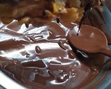 Foto del paso 2 de la receta: Palito Helado de Banana con Baño de Dulce de Leche, Cereales y Chocolate