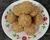 A picture of step 6 of Dink ladoo.