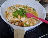 Foto langkah ke 5 dari resep Ayam Jamur Saus Tiram.