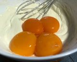 Foto langkah ke 3 dari resep Japanese Soufflé Cheesecake.