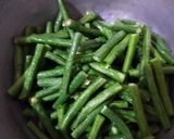 Foto langkah ke 1 dari resep Oseng Tahu Tempe Jamur Tiram Kacang Panjang.