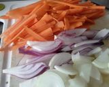 Foto del paso 1 de la receta: Berenjenas🍆 en salsa roja🍅 picante🌶 con arroz blanco🍚