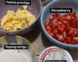 Foto langkah ke 8 dari resep Bombolono matcha strawberry.