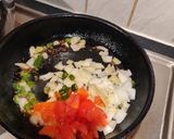 A picture of step 2 of Egg burgi.