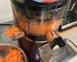 Foto langkah ke 3 dari resep Juice Apel Wortel.