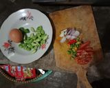Foto langkah ke 2 dari resep Telor ceplok pete pedas.