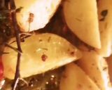 Une image de l'étape 4 de Potatoes aux herbes aromatiques.
