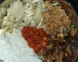 Foto langkah ke 3 dari resep Bothok jamur.