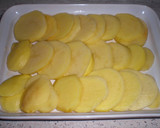Foto del paso 1 de la receta: Gratén de patatas