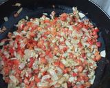 Foto del paso 2 de la receta: Pollo a la crema con papas