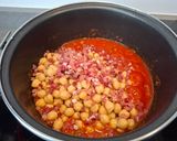 Foto del paso 3 de la receta: Garbanzos con tomate y jamón