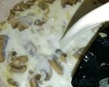 Foto langkah ke 2 dari resep Cream Soup Jamur Keju dan Garlic Toast.