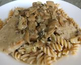 Tejszínes gombás karajszeletek recept fázis 5 fotója
