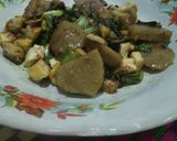 Foto langkah ke 9 dari resep Cah sawi bakso.
