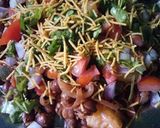 A picture of step 4 of Chana chat.
