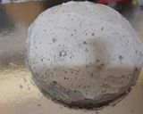 A picture of step 10 of Christmas 🍫 chocolate choco chips whip cream cake.