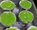 Foto langkah ke 5 dari resep Bolu Kukus Mekar.