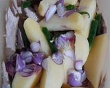 Foto langkah ke 1 dari resep Keumamah (ikan kayu) kuah santan.