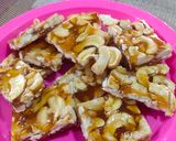 કાજુ ચિકકી (Kaju Chikki Recipe In Gujarati) રેસીપી સ્ટેપ3ફોટો