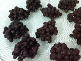 Rocas de chocolate y quinoa pop