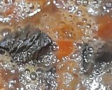 Foto del paso 3 de la receta: Cazuela de lomo, hongos de pino y papines de la quinta