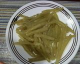 Foto del paso 4 de la receta: Tallos de espinacas en mantequilla