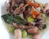 Foto langkah ke 4 dari resep Cumi Asin Pete Pedas - Simple dan Lezat.