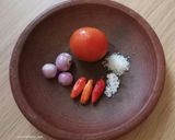 Foto langkah ke 1 dari resep Sambal Tomat Mentah.