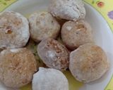 Foto langkah ke 3 dari resep Donut tanpa ulen, tanpa telur, tanpa mentega (donut cair).