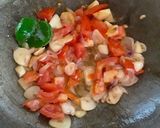 Foto langkah ke 2 dari resep Kerang simping tumis kecap.