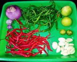 Foto langkah ke 1 dari resep Cumi Laut Pedas (Inspired by Rosa Meldianti).