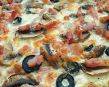 Foto del paso 11 de la receta: Pizza a la carbonara con olivas negras