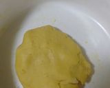 Foto langkah ke 3 dari resep Bolen Isi Pisang Keju.
